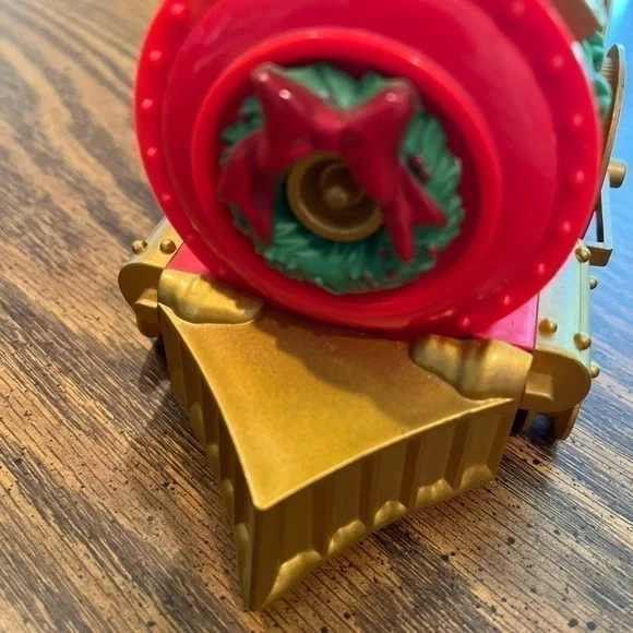 Disney’s Ruz Express Music Train Engine Christmas Goofy, Minnie, Mickey Mouse 🎄 - Picture 9 of 15